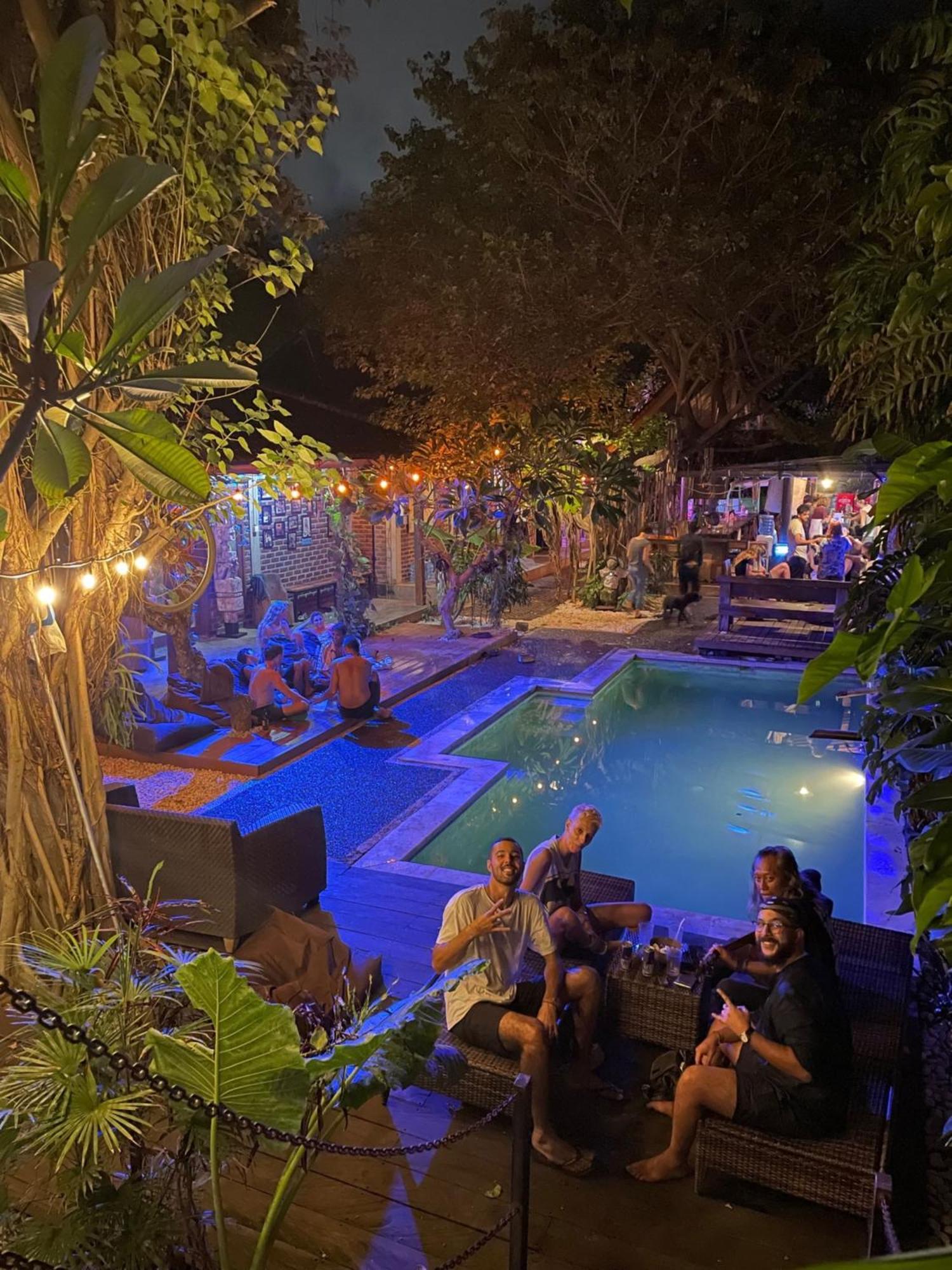 Da Housetel Kuta Vandrerhjem Kuta Lombok Eksteriør bilde